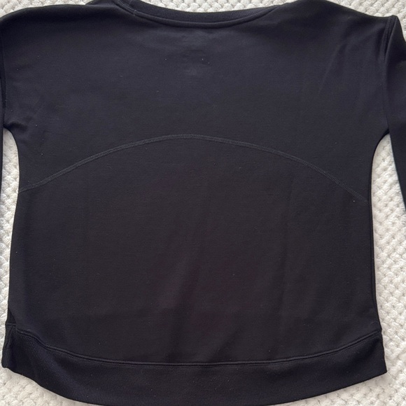 🖤 Women’s TEK GEAR black crewneck sweatshirt, size small - Picture 9 of 9